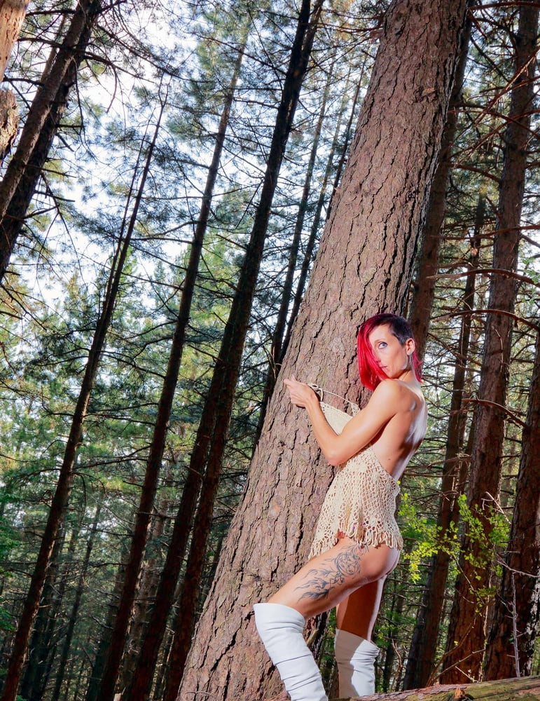 Tree Huggers 374 #90179298