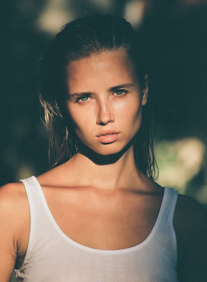 Polina Malinovskaya desnuda #107944034