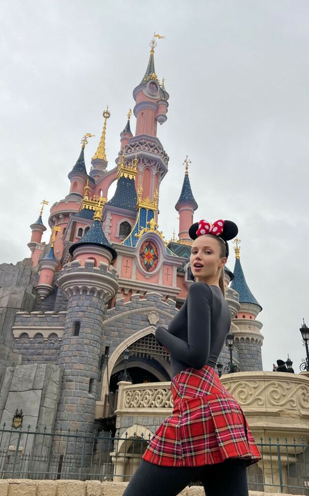 Polina Malinovskaya desnuda #107944049