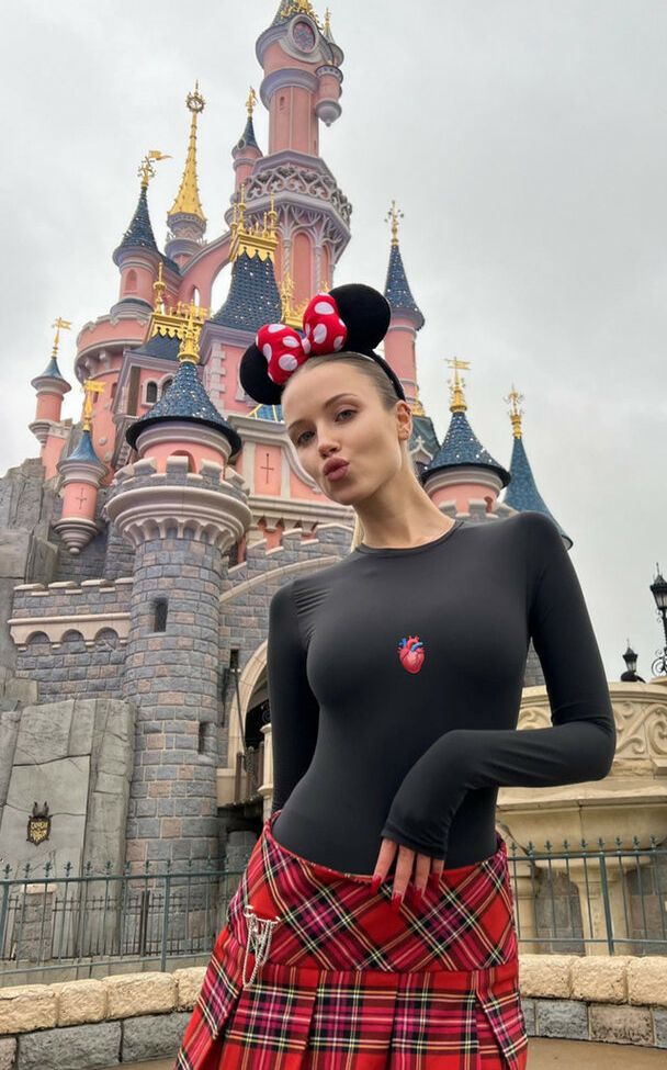 Polina Malinovskaya desnuda #107944050