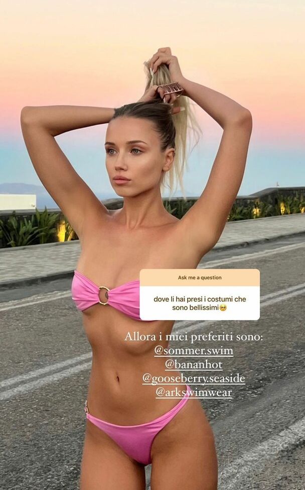 Polina Malinovskaya desnuda #107944191