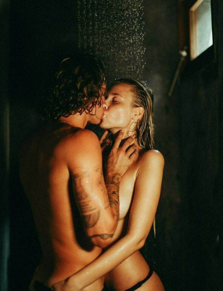 Polina Malinovskaya desnuda #107944310