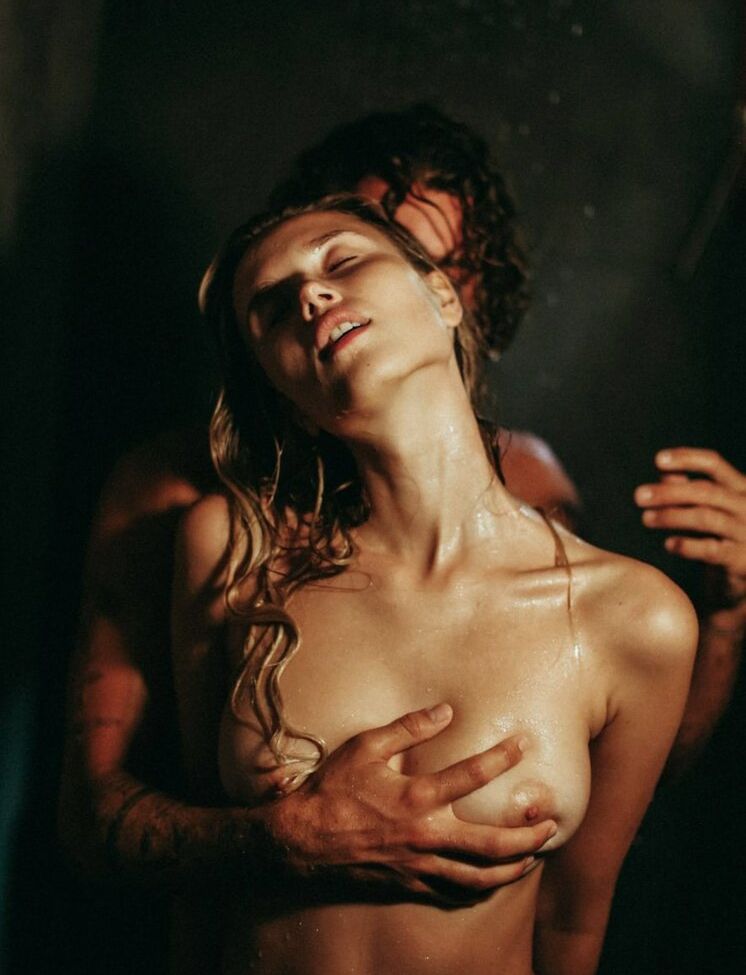 Polina Malinovskaya desnuda #107944408