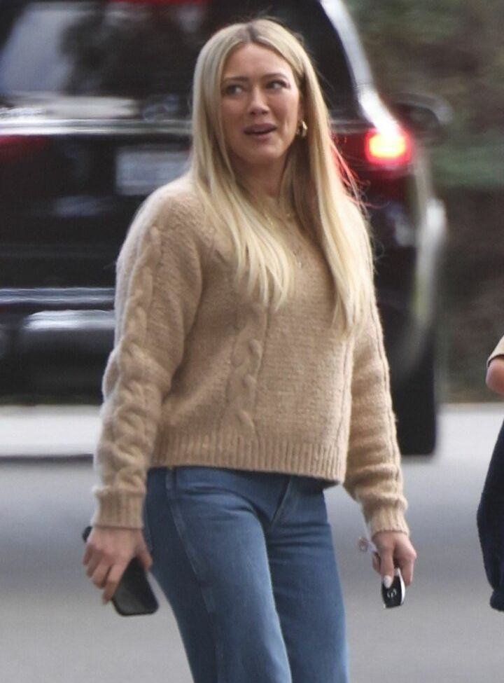 Hilary Duff desnuda #108709571