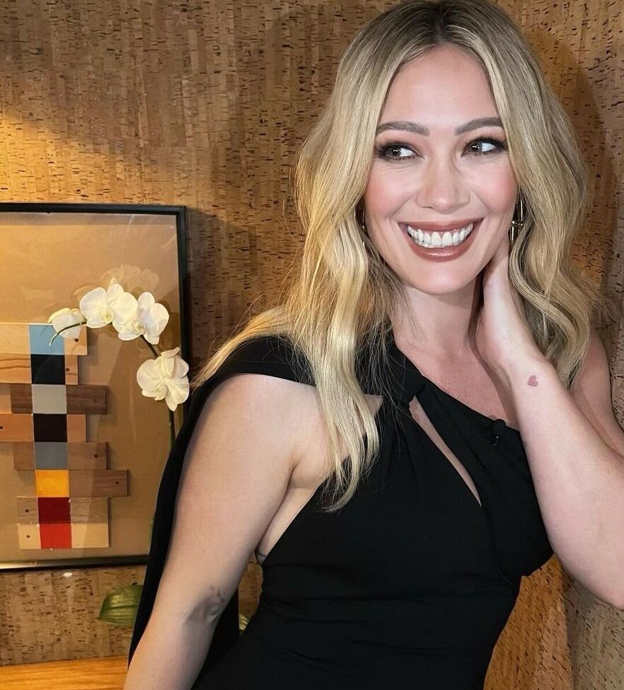 Hilary Duff desnuda #108709594