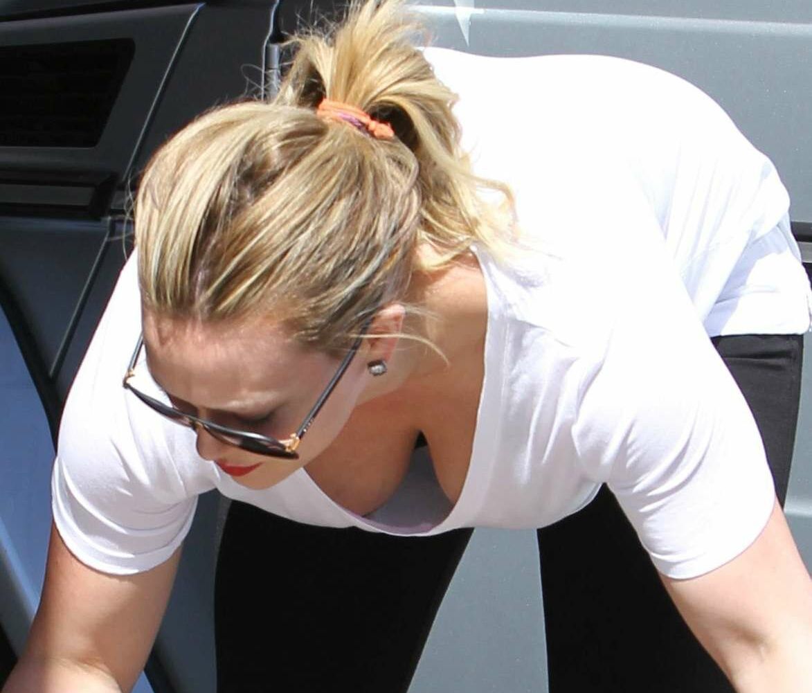 Hilary Duff desnuda #108709613