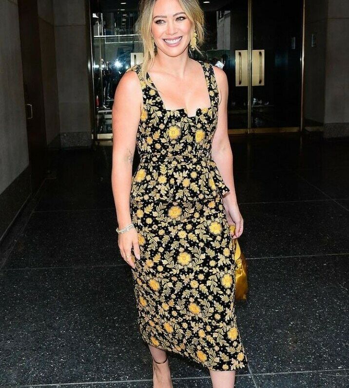 Hilary Duff desnuda #108709705