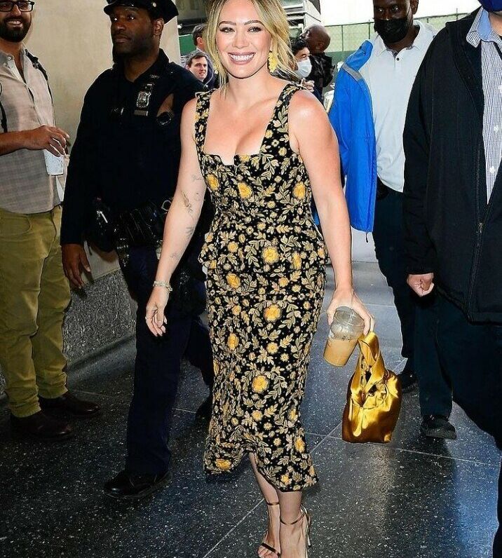 Hilary Duff desnuda #108709706