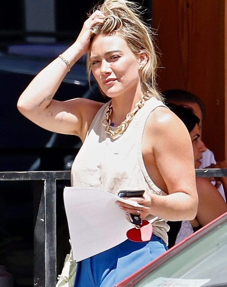 Hilary Duff desnuda #108709712