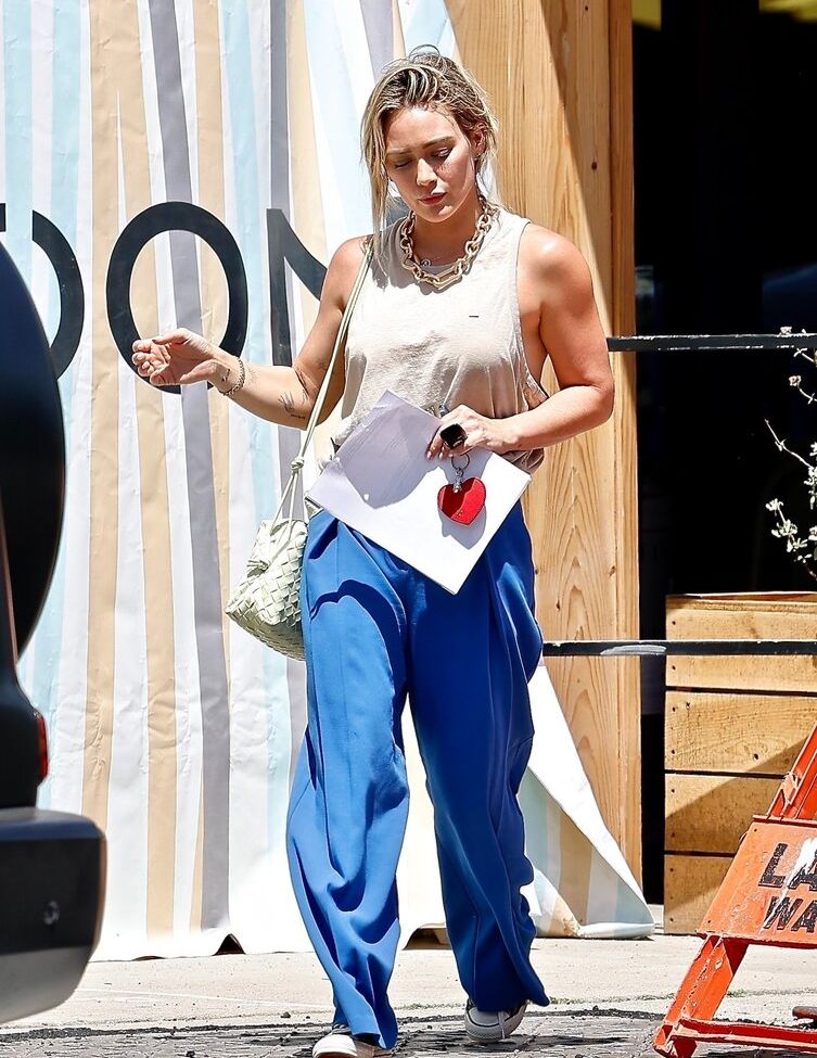 Hilary Duff desnuda #108709724