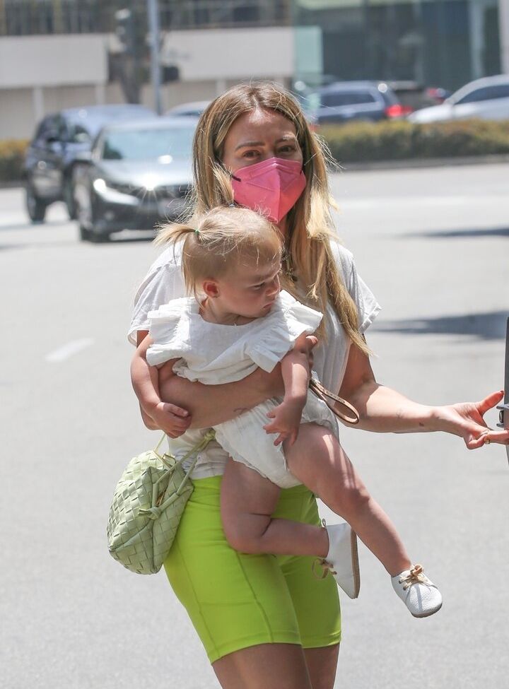 Hilary Duff desnuda #108709824