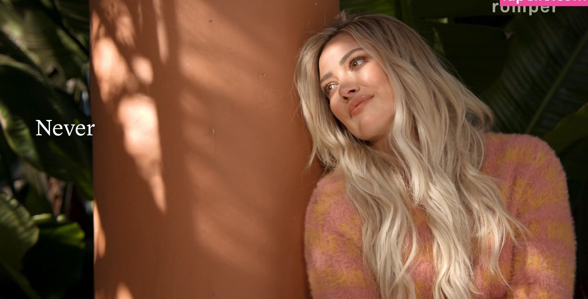 Hilary Duff desnuda #108709957