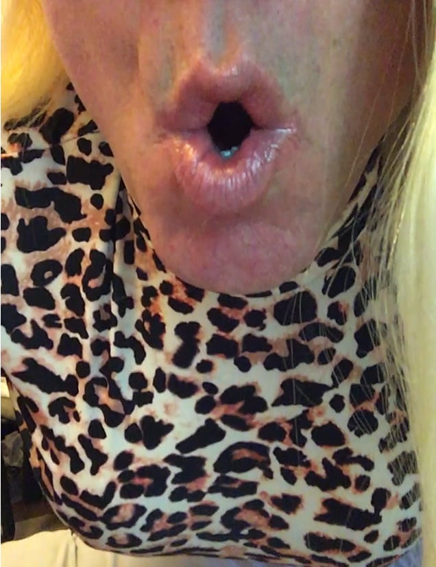 Dee Blondie - Hot Lips-Eyelashes X 6X and more CSU #106840682