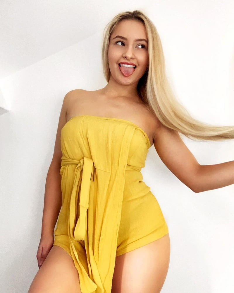 Tongues Out 2020 - vol 15 #81948925