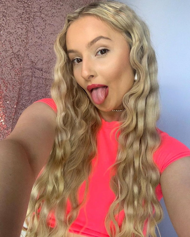 Tongues Out 2020 - vol 15 #81948928