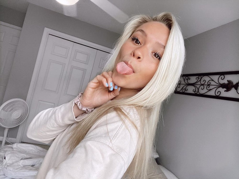 Tongues Out 2020 - vol 15 #81948958