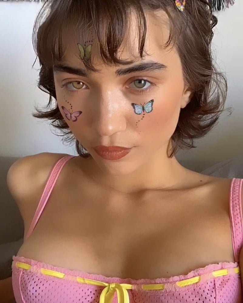 Rowan blanchard
 #105120681