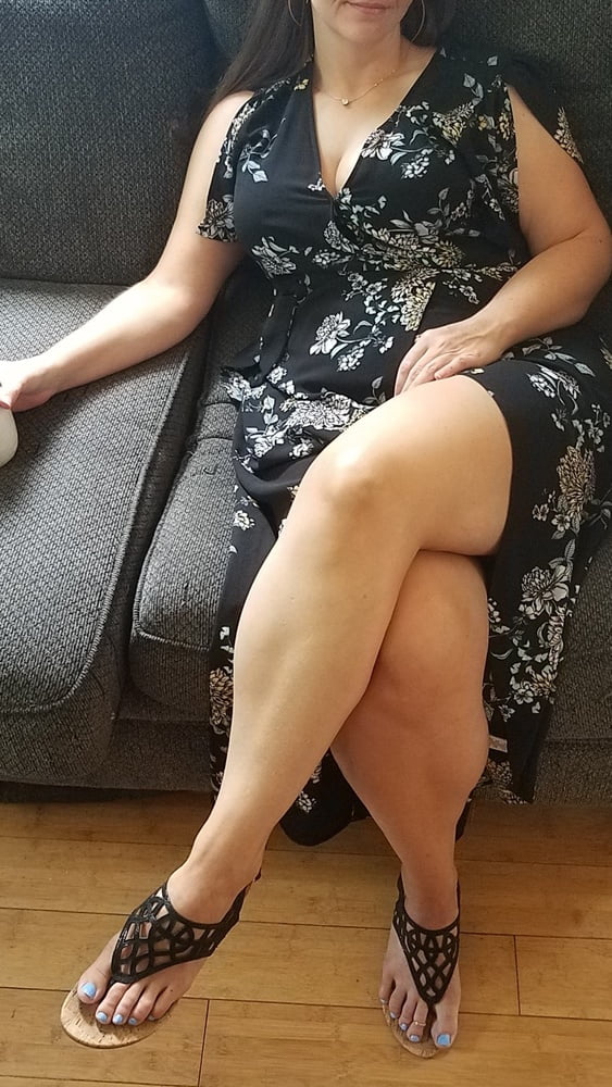 Friend's wife's pretty feet
 #97896055