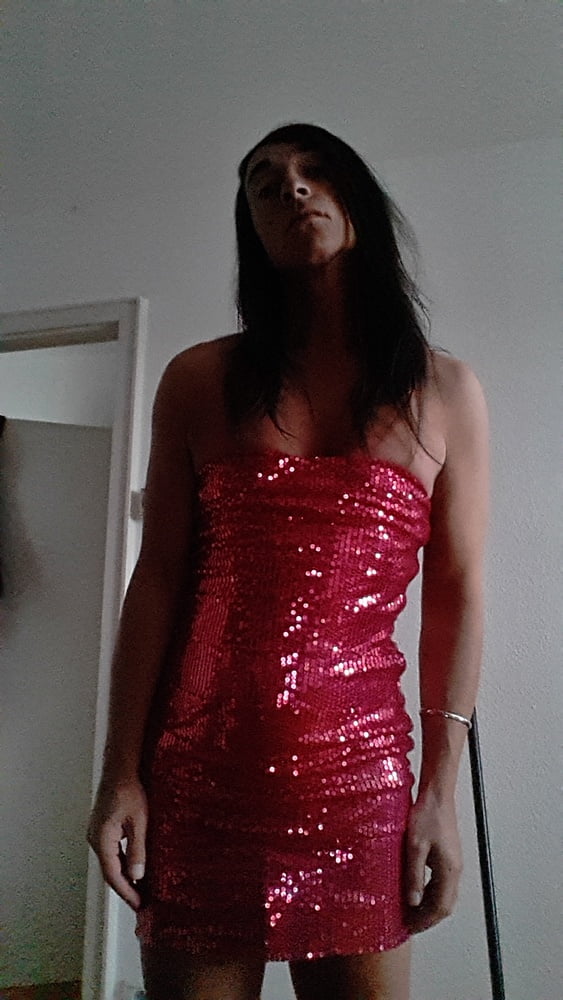 Tygra sissy in pink short dress. #106992063