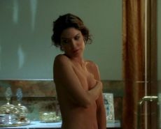 Lara flynn boyle naked