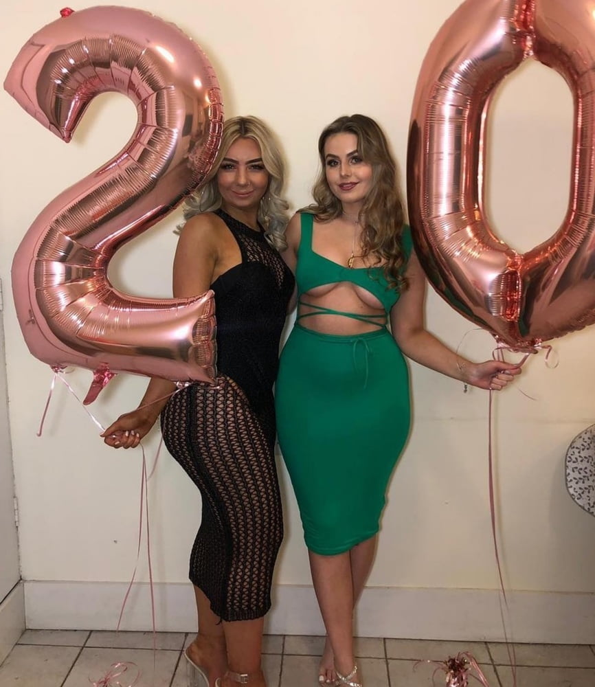 Fuckdolls en bloqueo v71
 #81962574