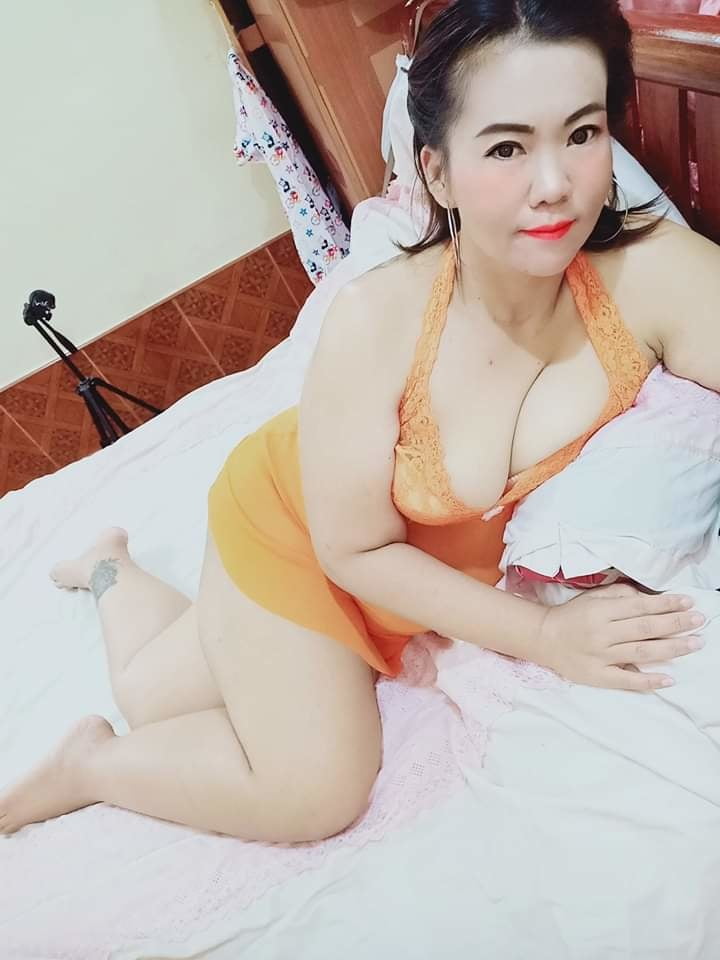 Whore Thai girl #90385874