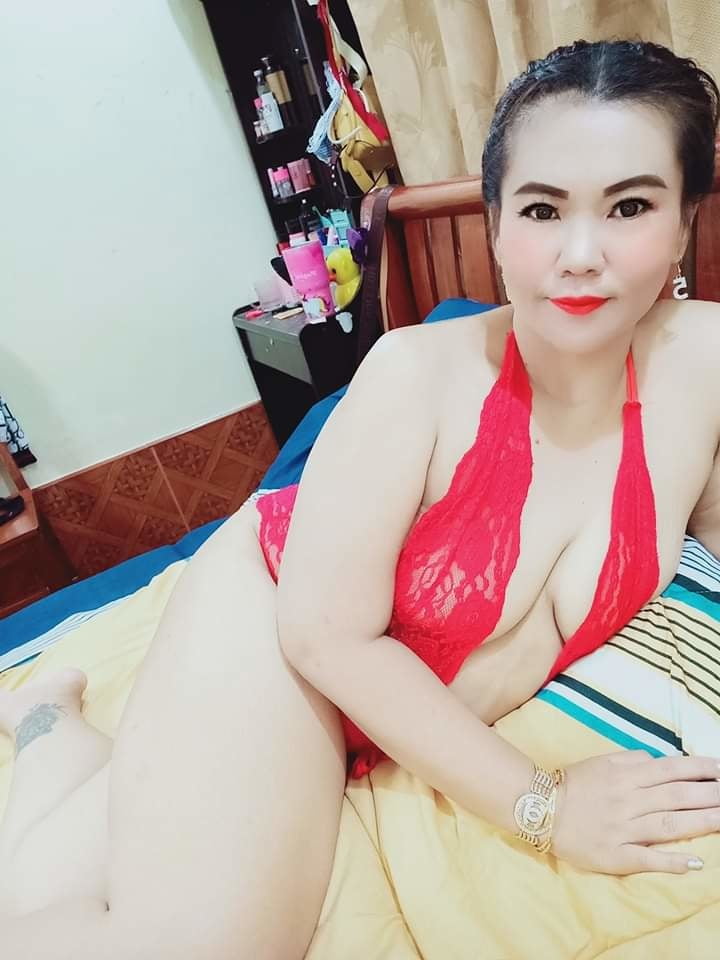 Whore Thai girl #90385917