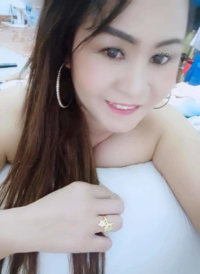 Whore Thai girl #90385931