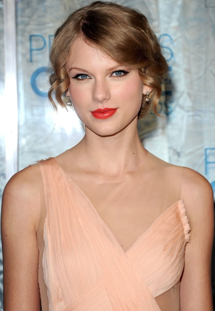 TAYLOR SWIFT PICTURES #101990996