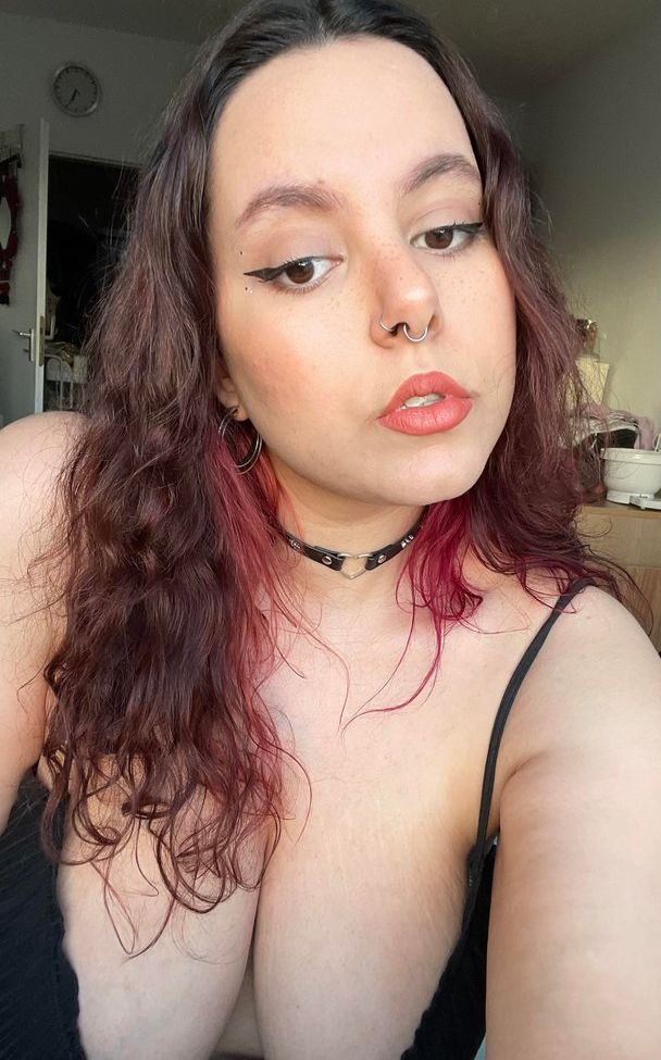 Peachyara nackt #108306212