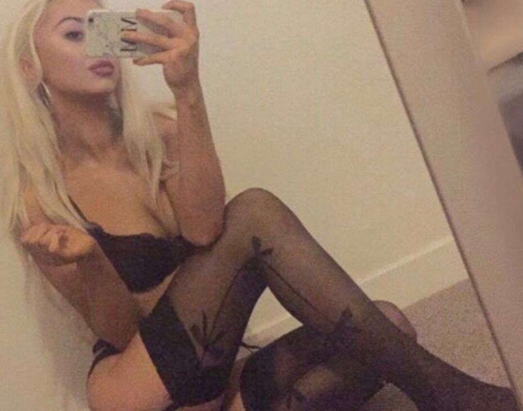 Momain nude #108101147