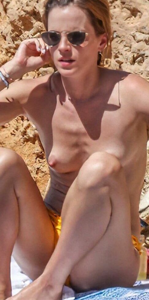 Emma Watson nuda #107639191
