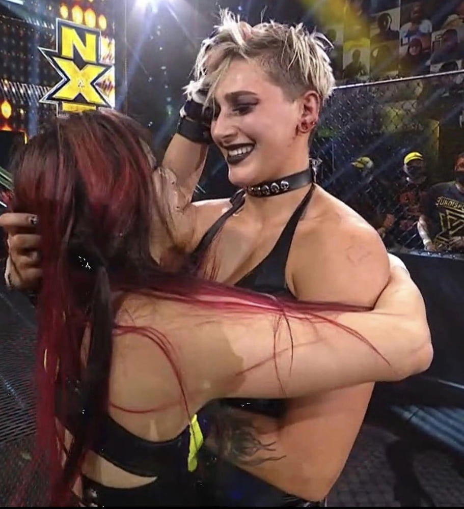 Io Shirai
 #93209629