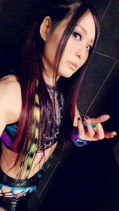 Io Shirai
 #93209687