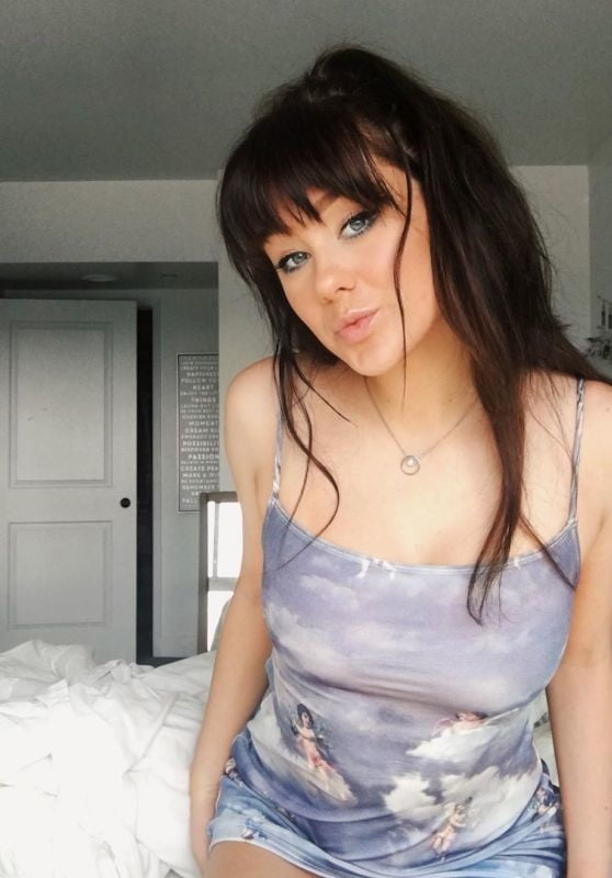 Linda actriz puta devore ledridge
 #94258761