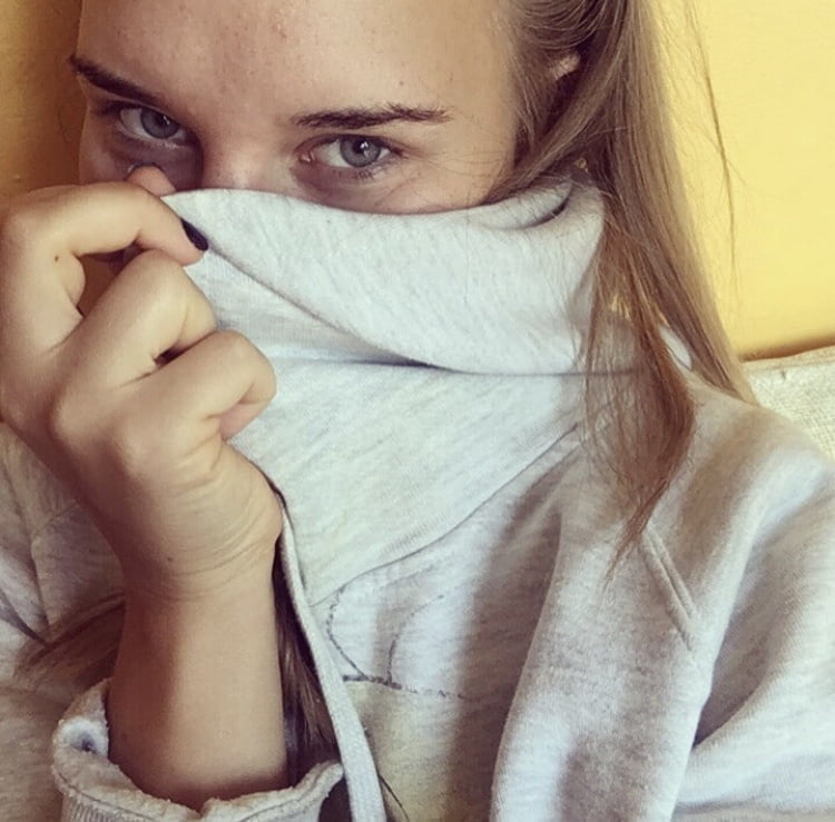 Sie ist so ein süßes Ding
 #88430091
