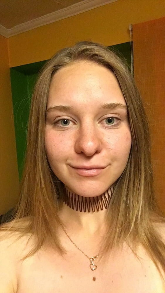 Sie ist so ein süßes Ding
 #88430161