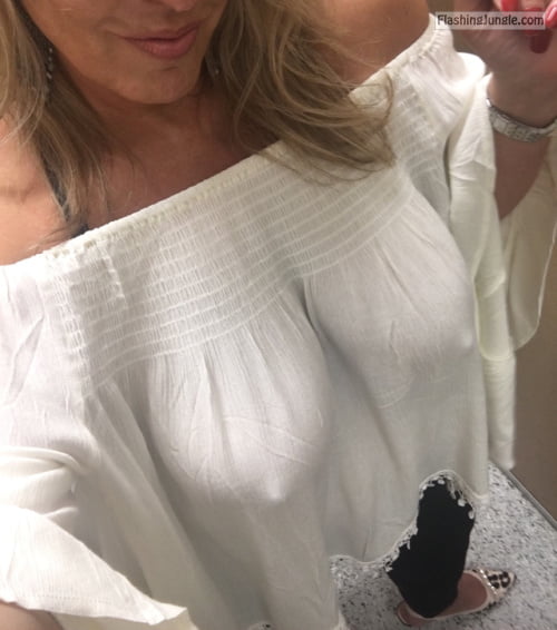 ¡¡Madura sexy milfs va braless !!
 #91396775