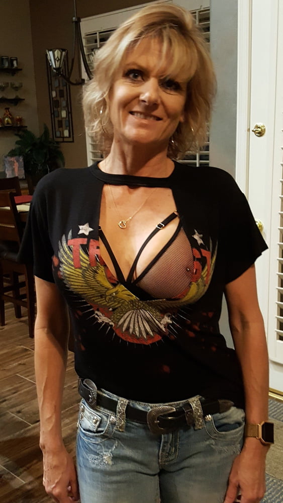 ¡¡Madura sexy milfs va braless !!
 #91396794