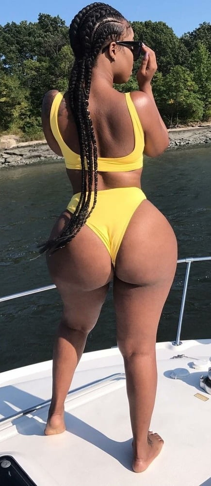 Pawg 2
 #105443762