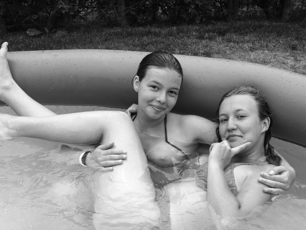 cousine Helene #80531072