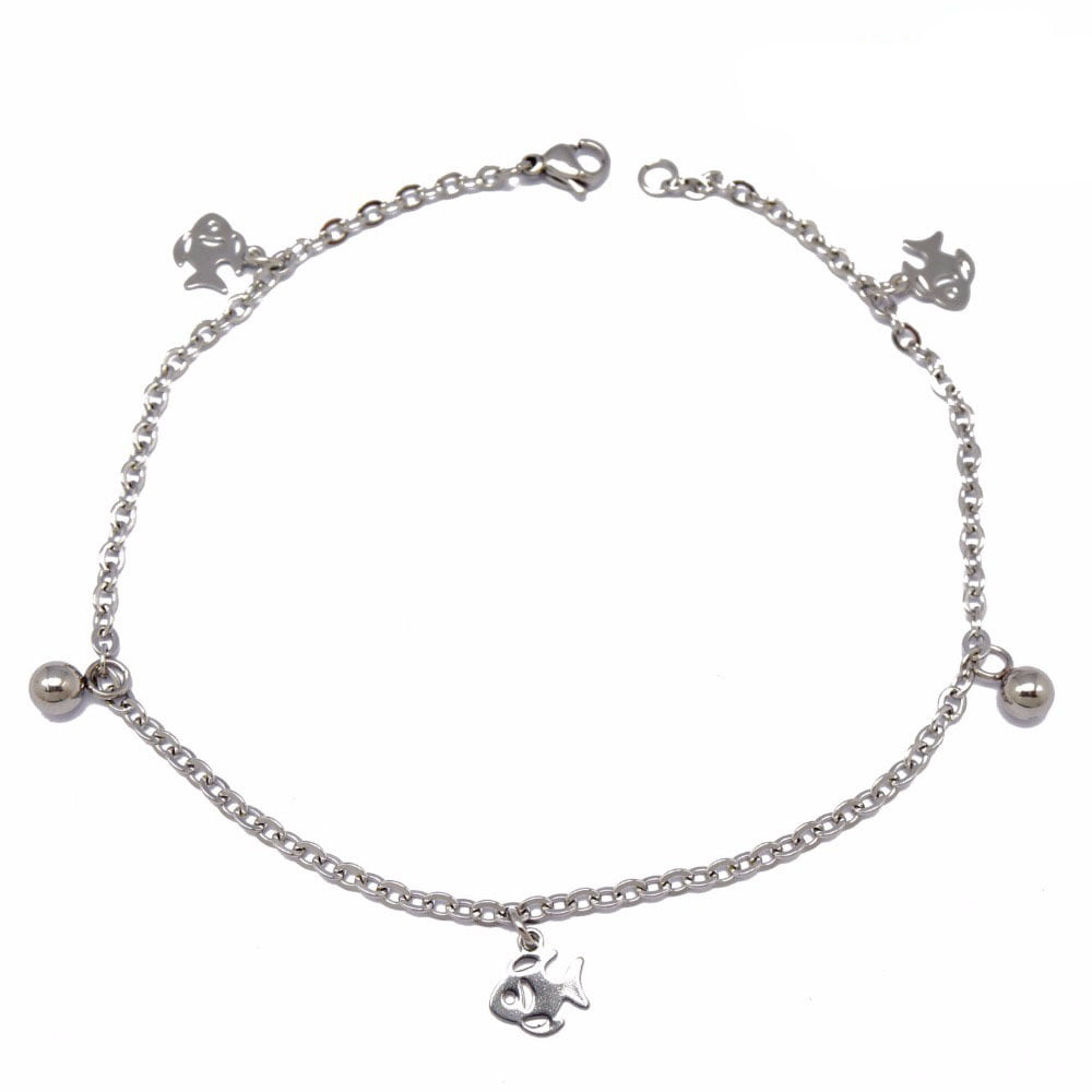 Schöner Schmuck für heiße Ehefrauen
 #97179903