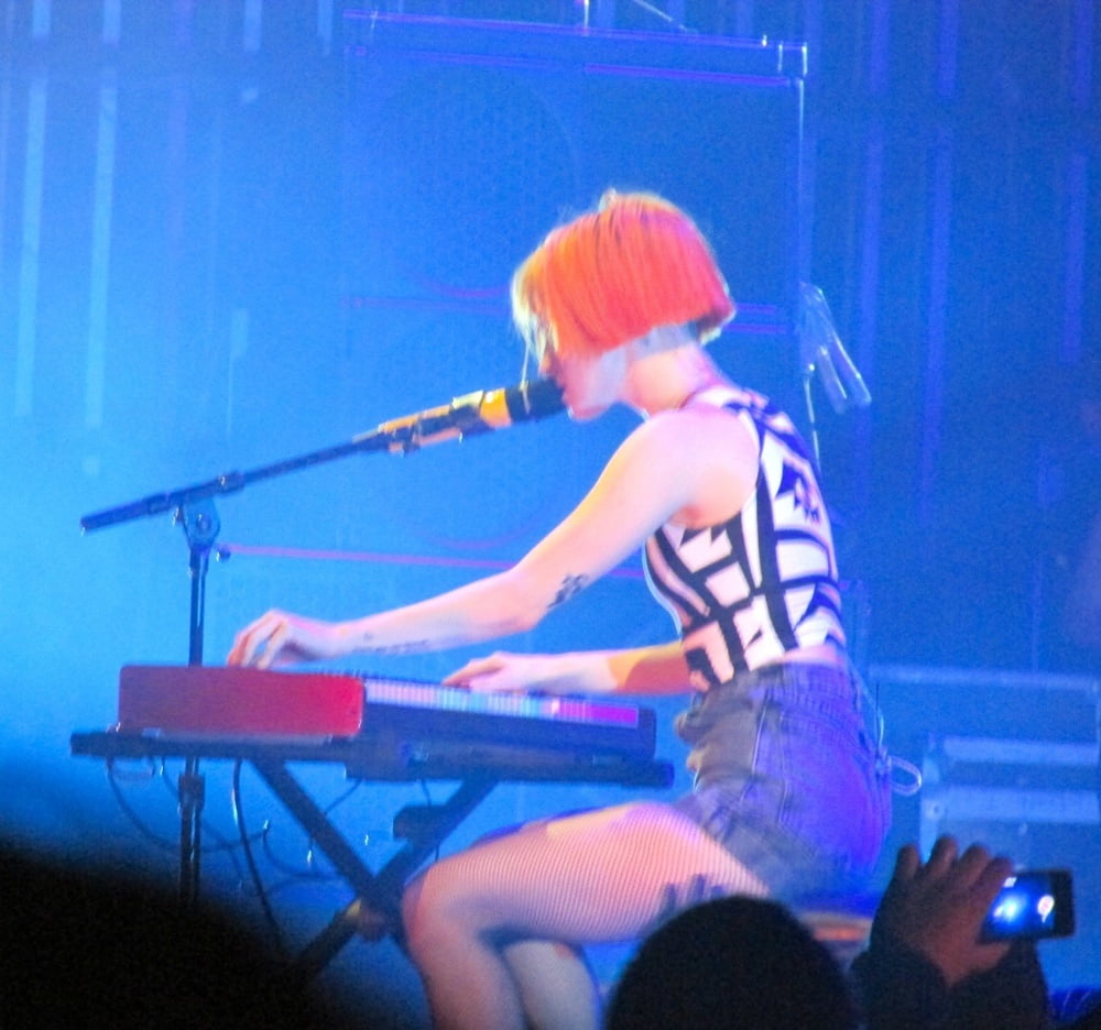 Hayley Williams Just Begging for it volume 2 #102934707