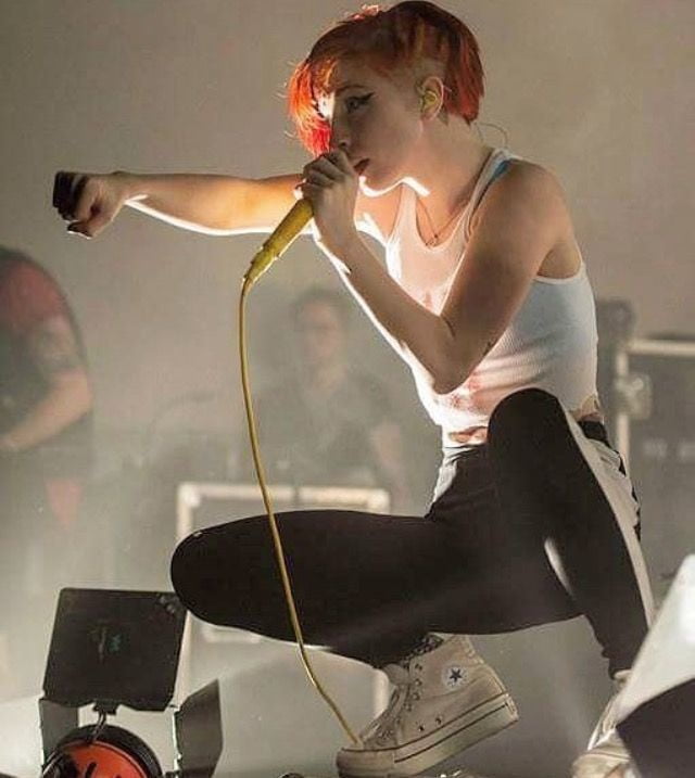 Hayley williams appena implorando per esso volume 2
 #102934855