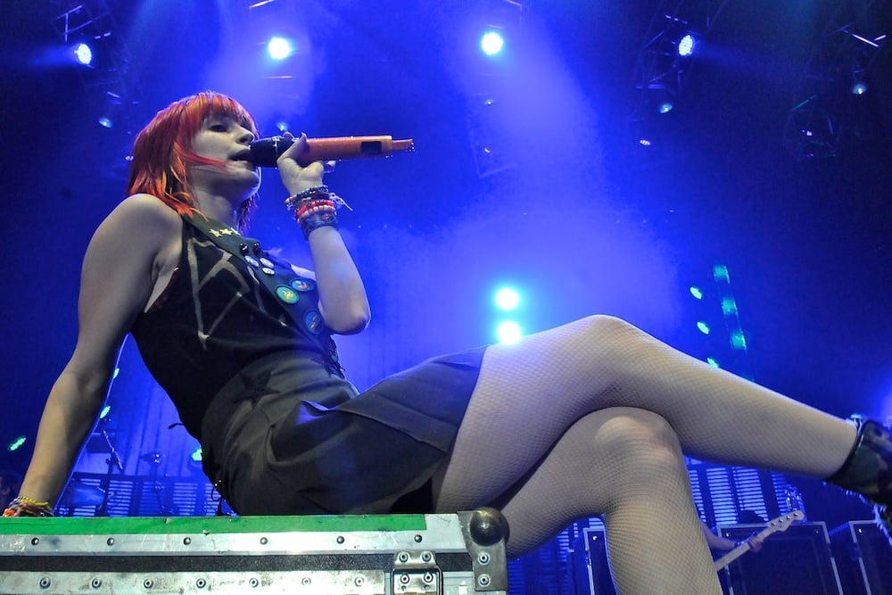 Hayley Williams Just Begging for it volume 2 #102934876