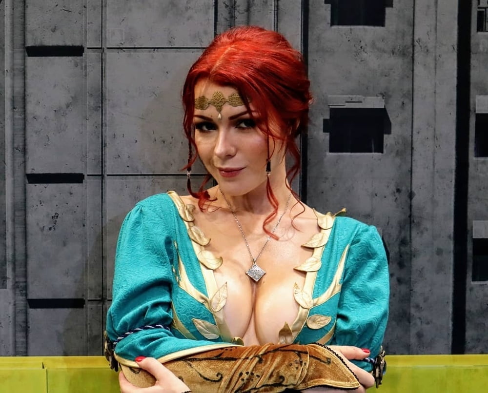 Irina meyer rossa cosplay slut
 #105890978