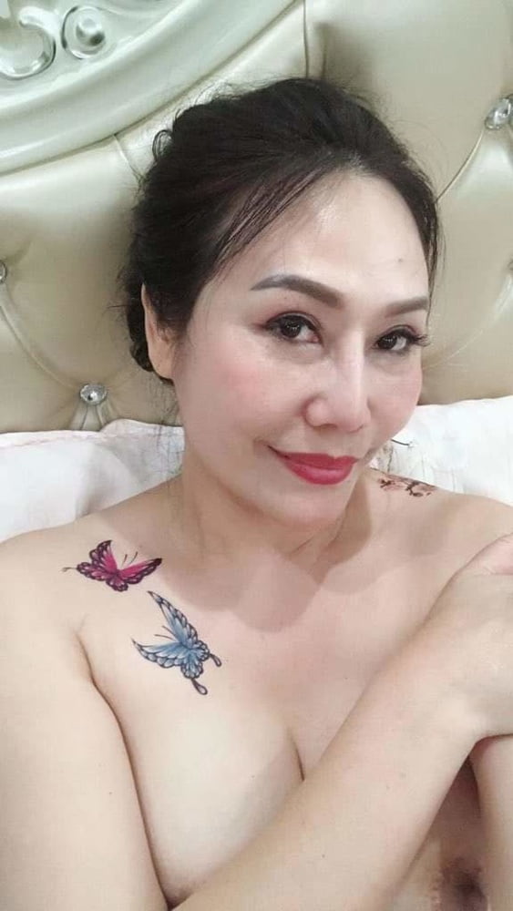 Ibu tetek Besar puki besar #93476110