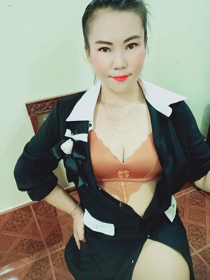 Ibu tetek Besar puki besar #93476116