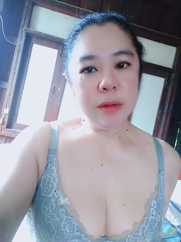 Ibu tetek Besar puki besar #93476184