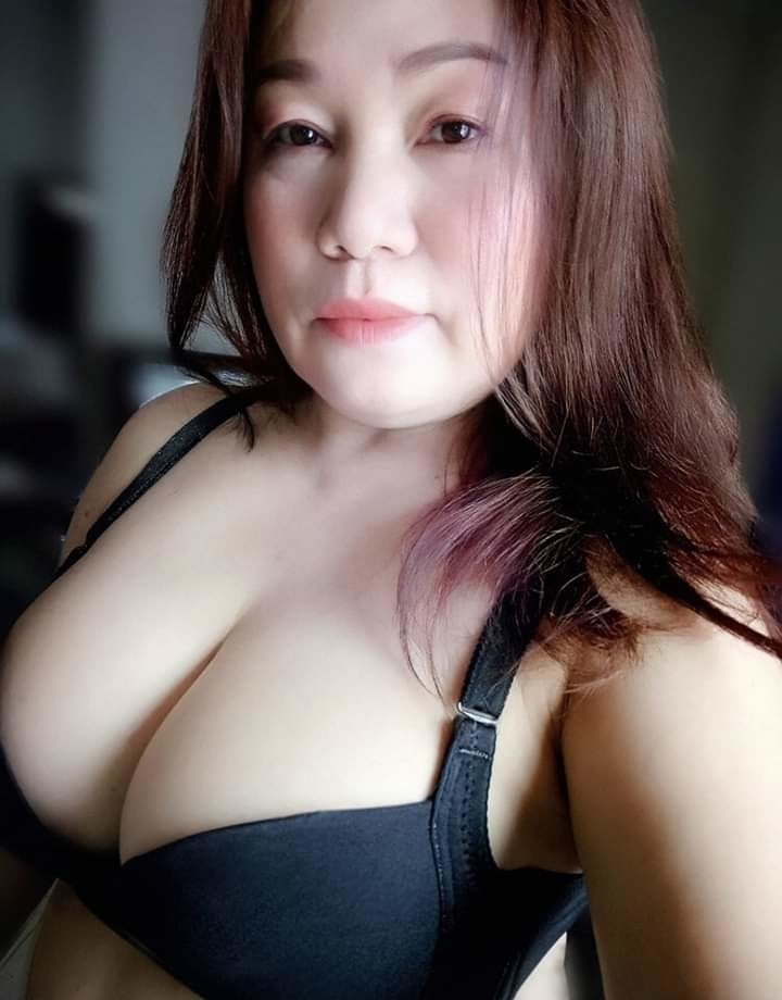 Ibu tetek Besar puki besar #93476268